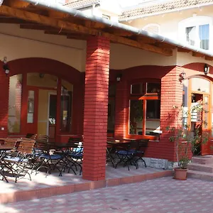 3* Hotell Palota