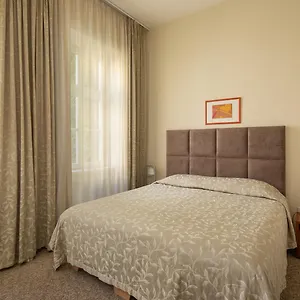 4* Hotell Mamaison Izabella