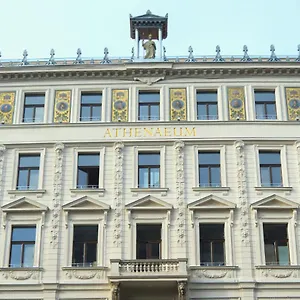 호스텔 Maverick Athenaeum, 부다페스트